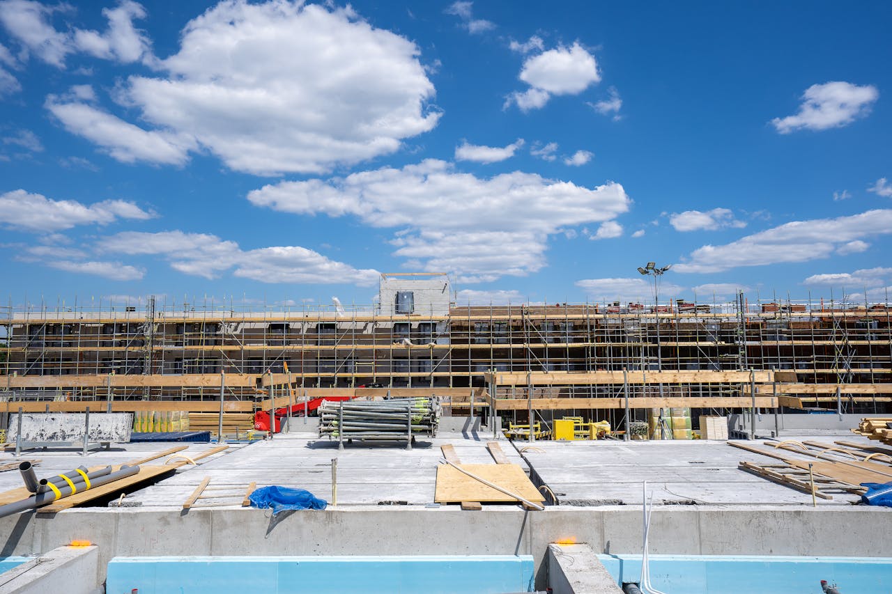 commercial scaffolding in croydon